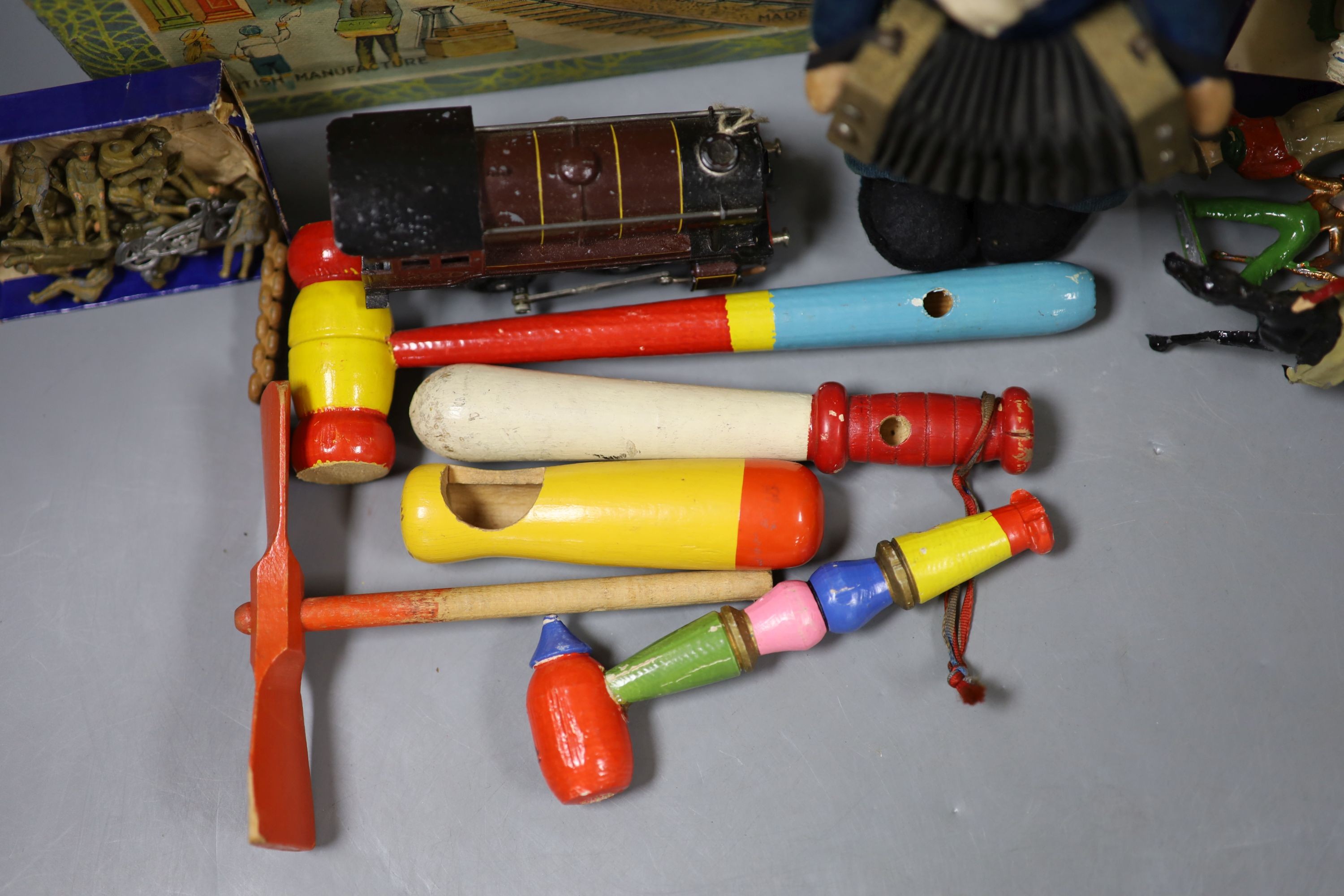 Miscellaneous toys, lead cowboys, animals etc